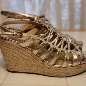 Lime light Lavia gold scrappy Wedge sandles  size 8.5 -9